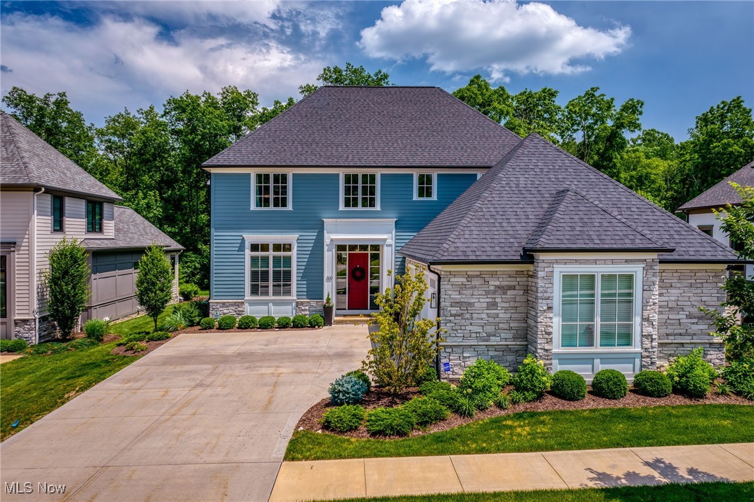 300 Woodridge Lane Moreland Hills OH 44022