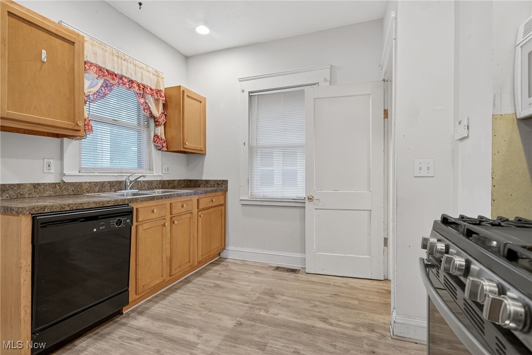 1500 E 107th Street Cleveland OH 44106