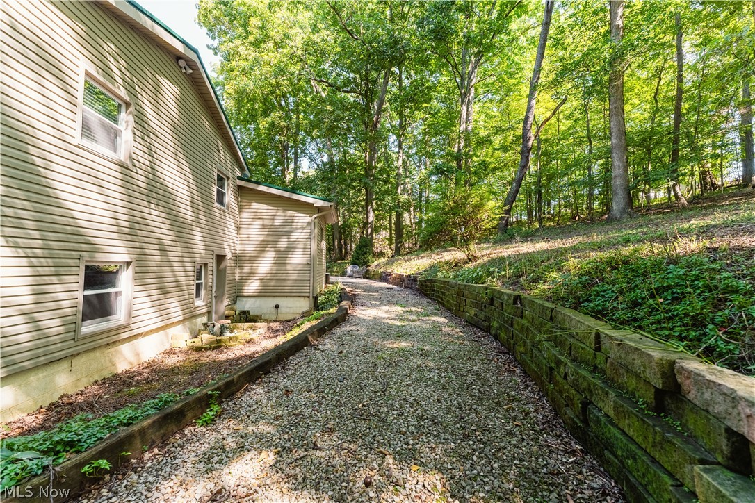 29556 Township Road 209 Coshocton OH 43812