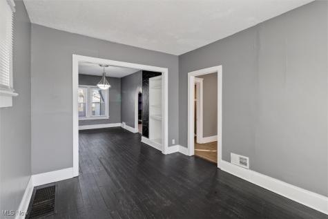 4002 Ardmore Avenue Cleveland OH 44109