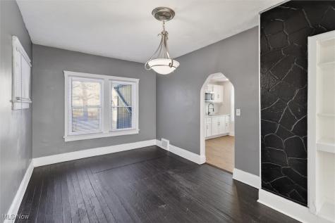 4002 Ardmore Avenue Cleveland OH 44109