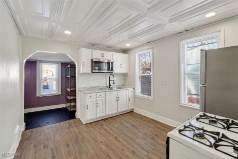 4002 Ardmore Avenue Cleveland OH 44109
