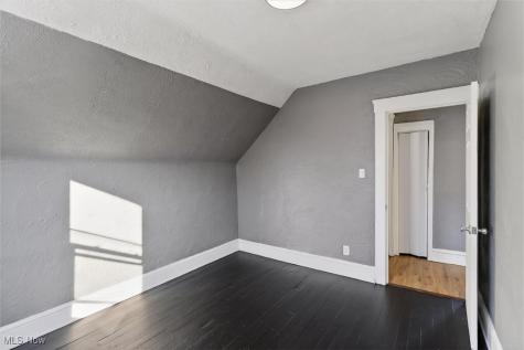 4002 Ardmore Avenue Cleveland OH 44109