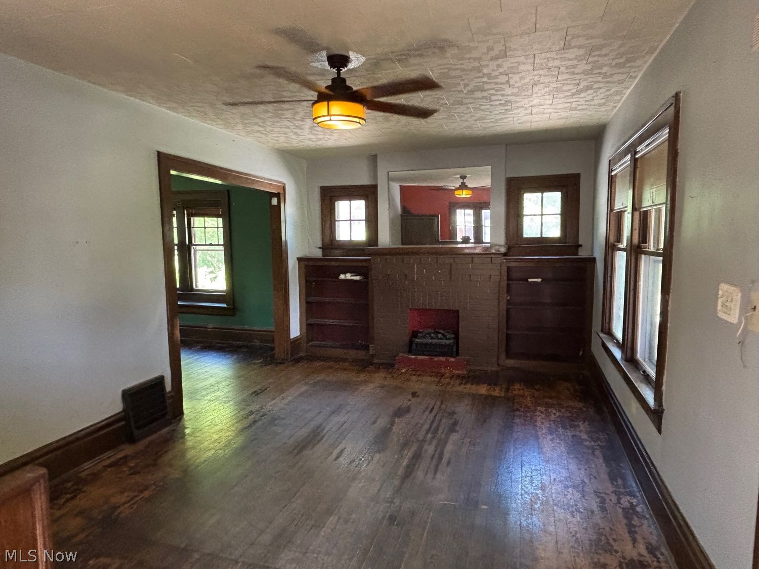14 Stewart Way Akron OH 44303