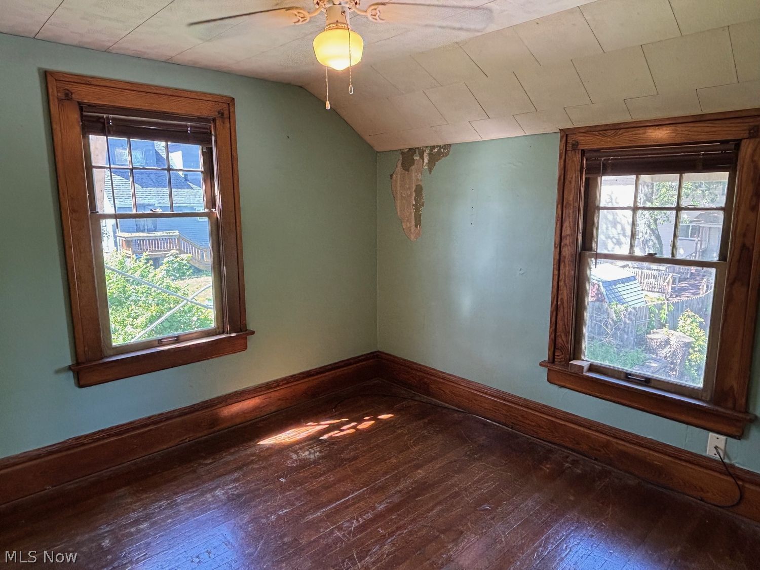 14 Stewart Way Akron OH 44303
