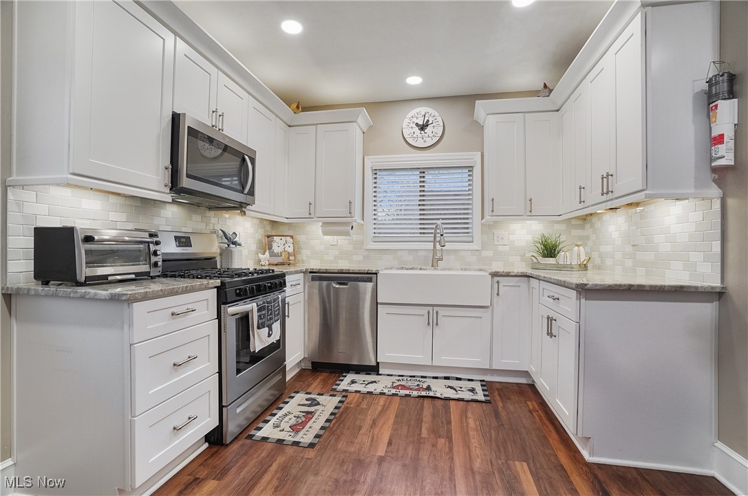 203 N Prospect Avenue Hartville OH 44632