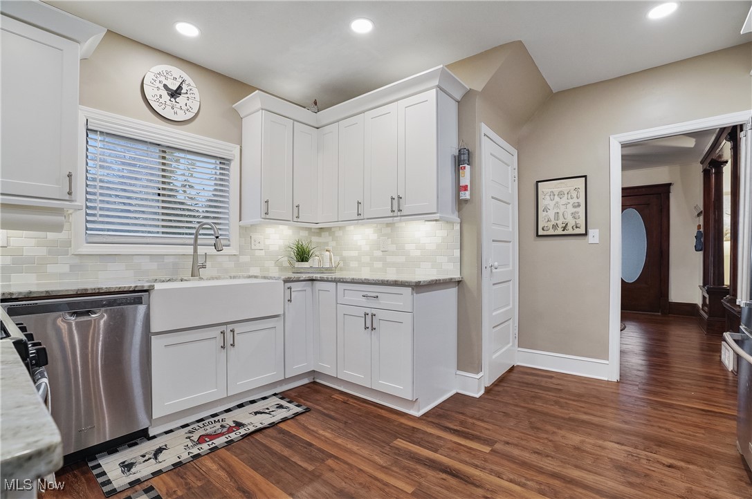 203 N Prospect Avenue Hartville OH 44632