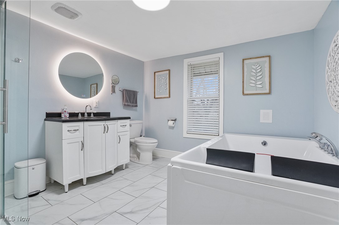 203 N Prospect Avenue Hartville OH 44632