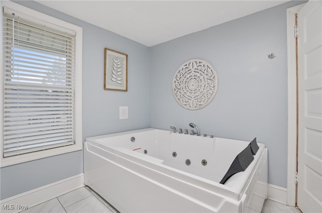 203 N Prospect Avenue Hartville OH 44632