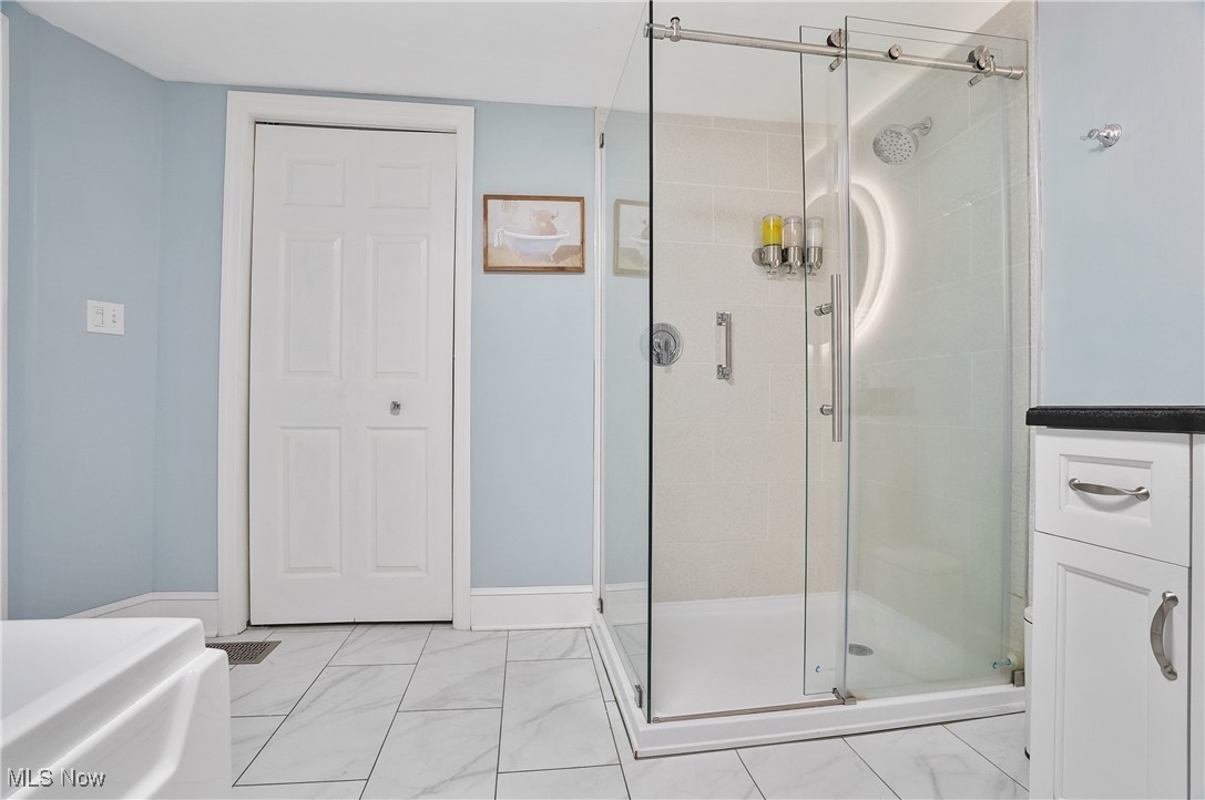 203 N Prospect Avenue Hartville OH 44632