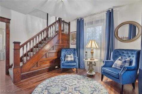 203 N Prospect Avenue Hartville OH 44632