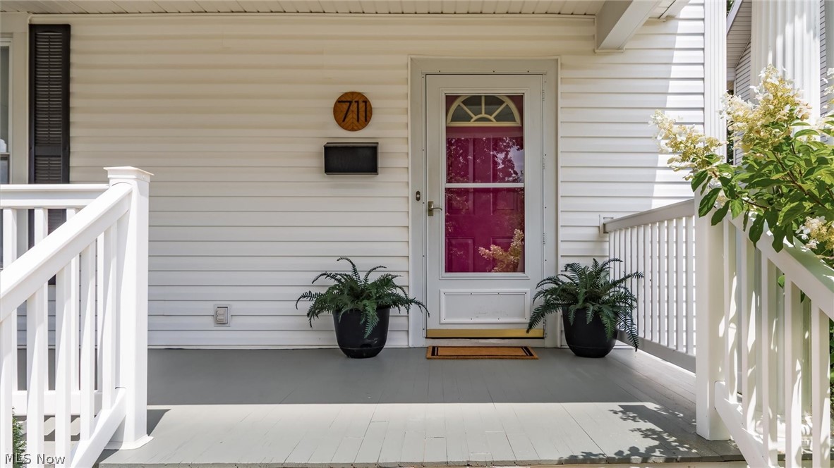 711 Saint Louis Avenue Zanesville OH 43701