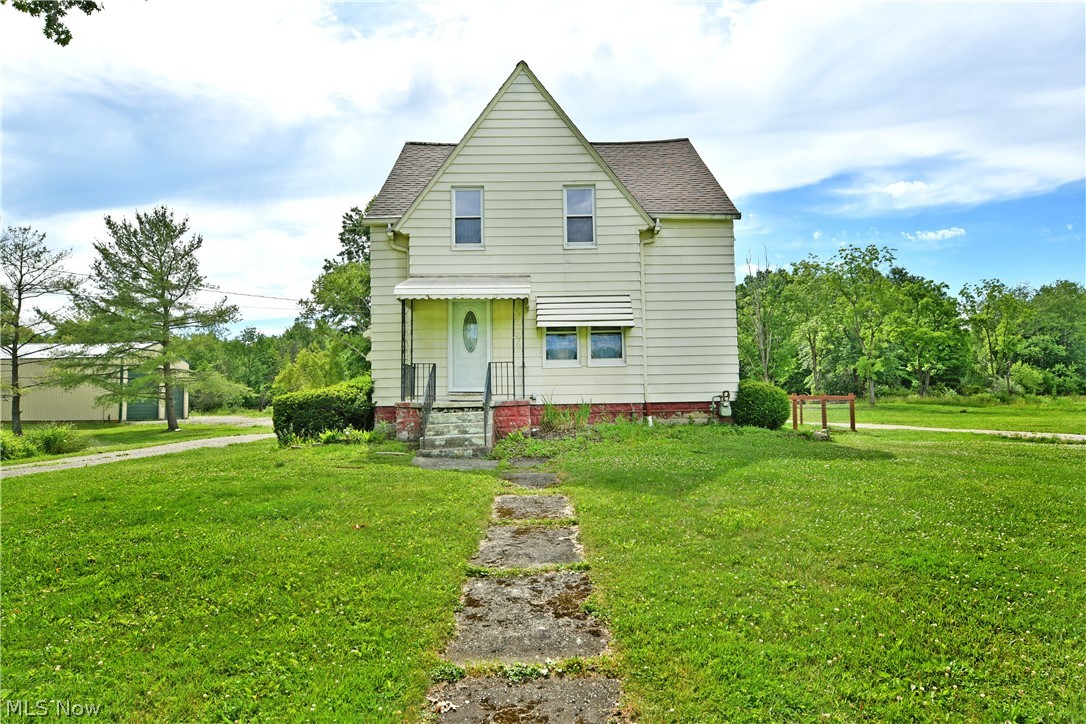 6349 Downs Road NW Warren OH 44481