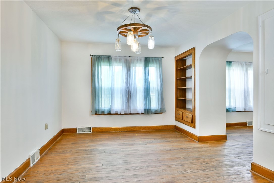 6349 Downs Road NW Warren OH 44481