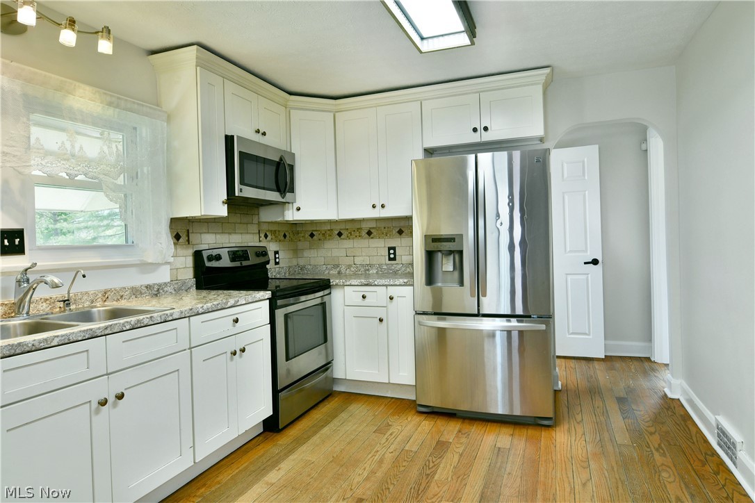 6349 Downs Road NW Warren OH 44481