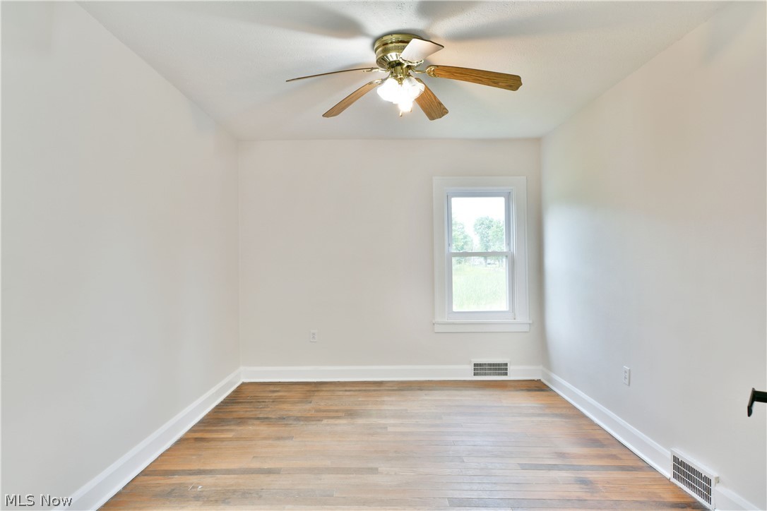 6349 Downs Road NW Warren OH 44481