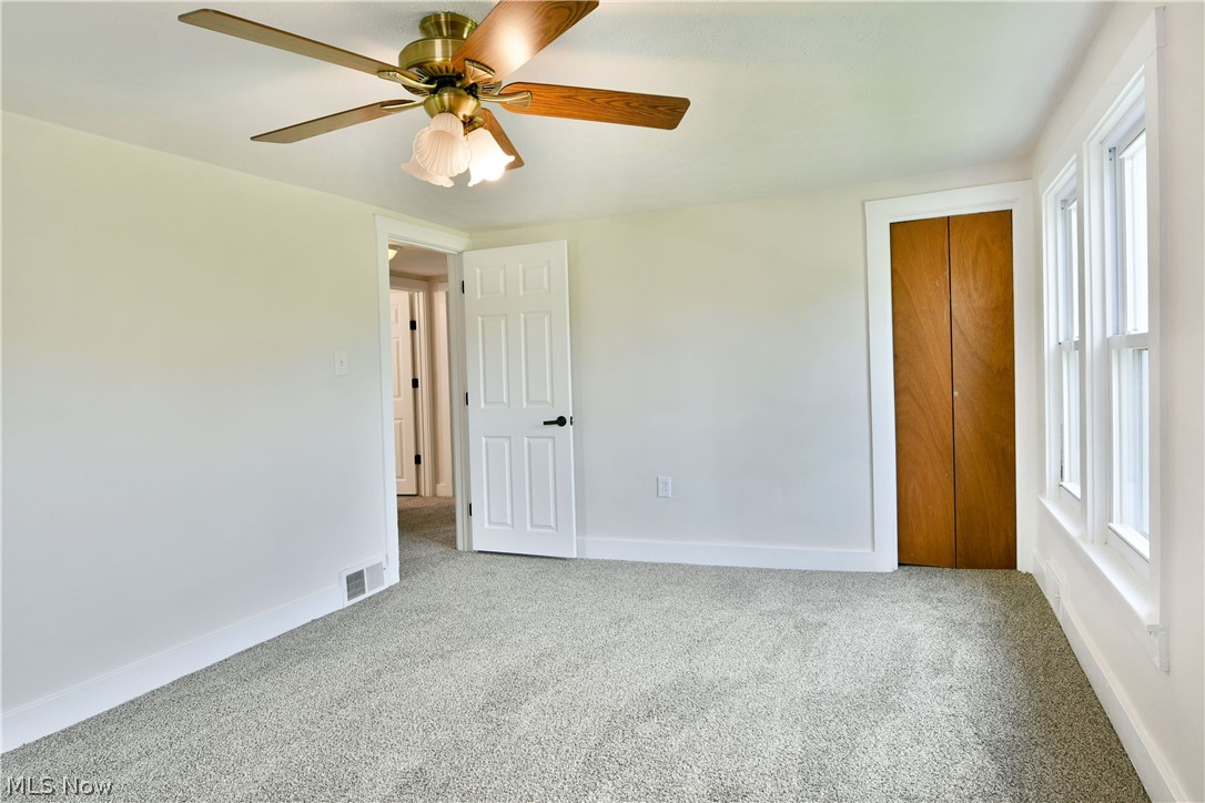 6349 Downs Road NW Warren OH 44481
