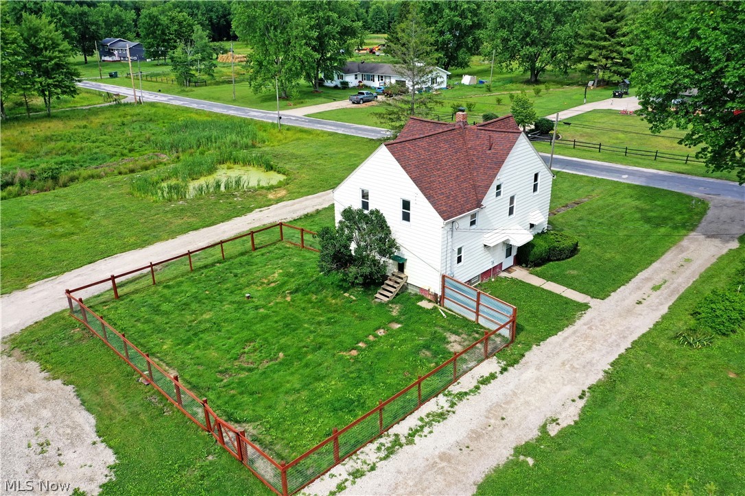 6349 Downs Road NW Warren OH 44481
