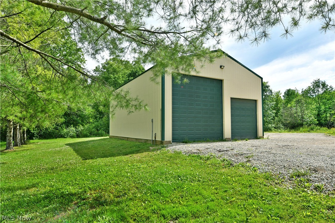 6349 Downs Road NW Warren OH 44481
