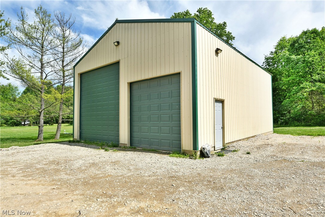 6349 Downs Road NW Warren OH 44481