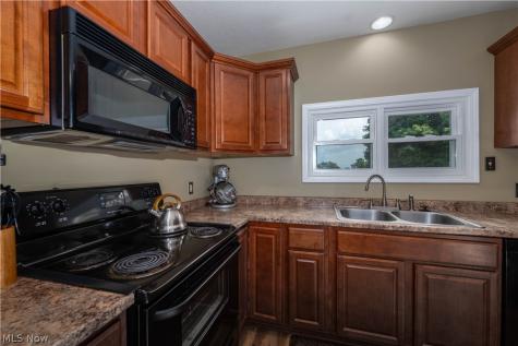 719 Wooster Street Canal Fulton OH 44614