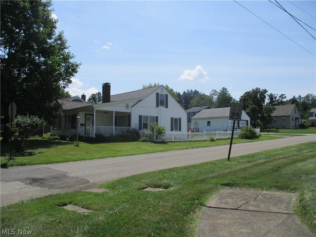 102 Parkgate Avenue Austintown OH 44515