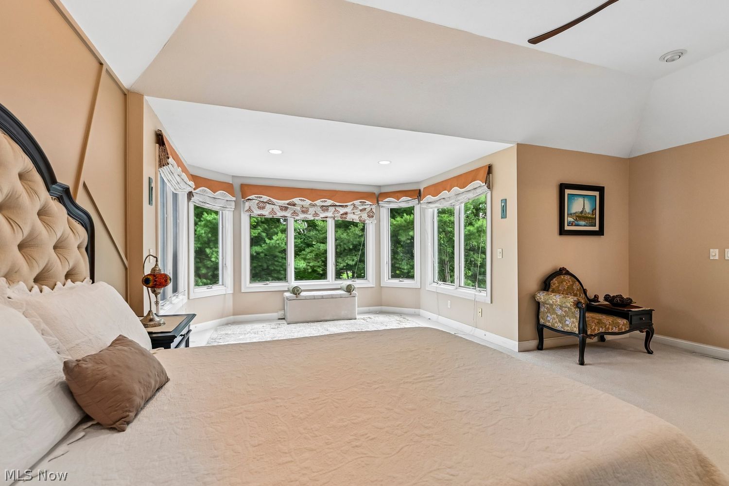 379 E Glen Eagle Drive Highland Heights OH 44143
