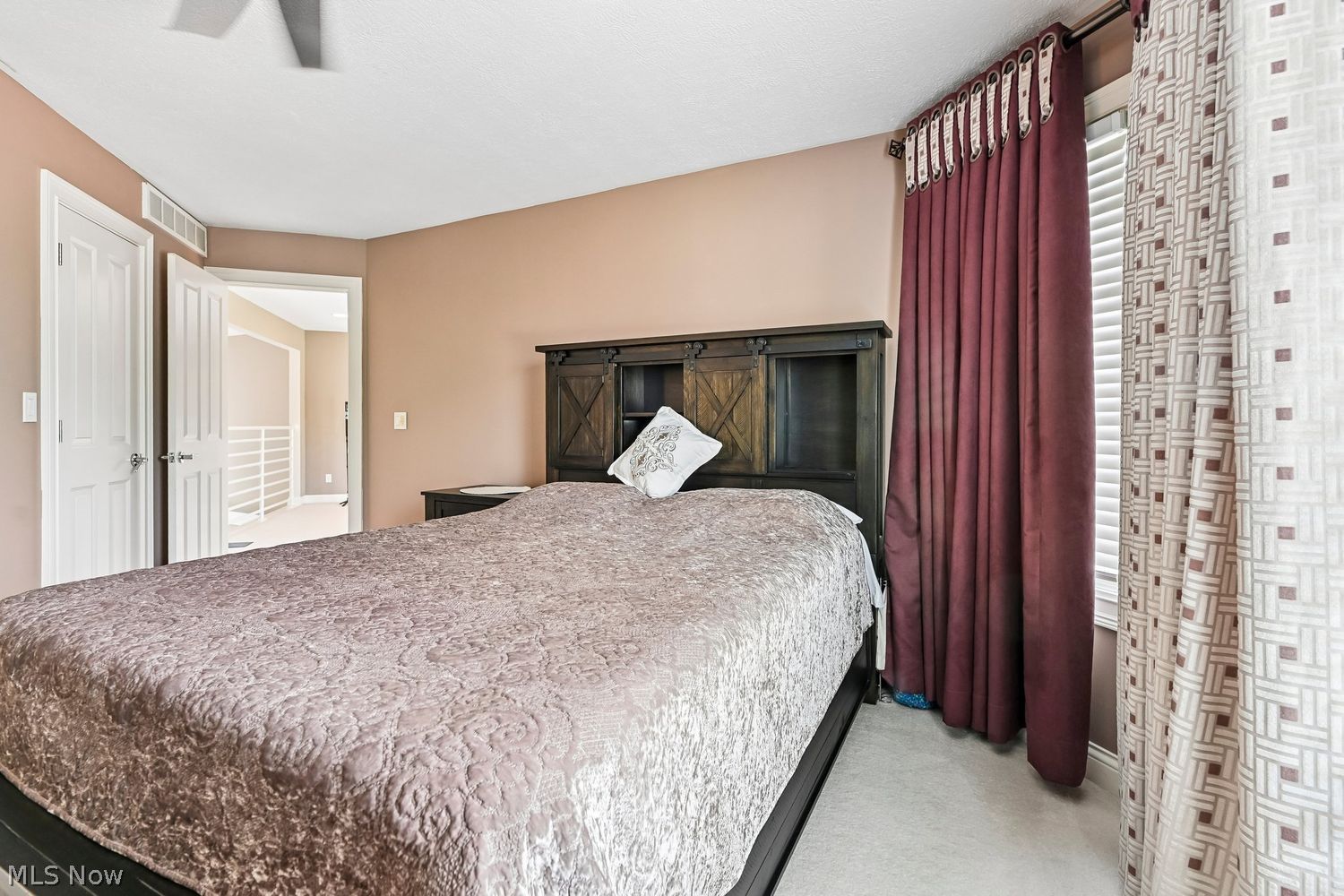 379 E Glen Eagle Drive Highland Heights OH 44143
