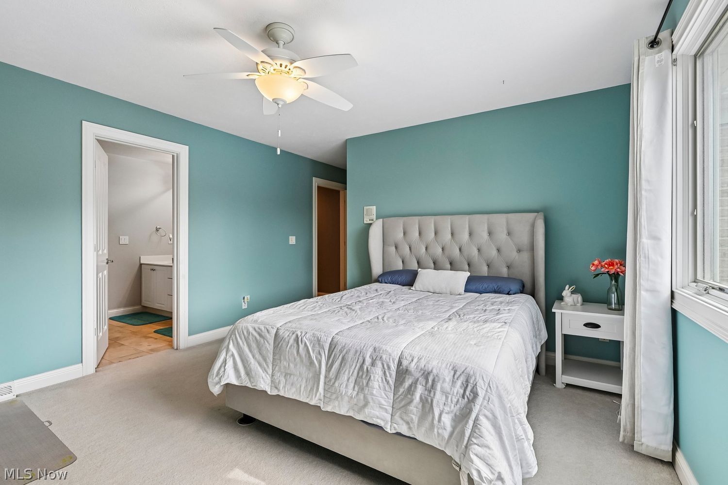 379 E Glen Eagle Drive Highland Heights OH 44143