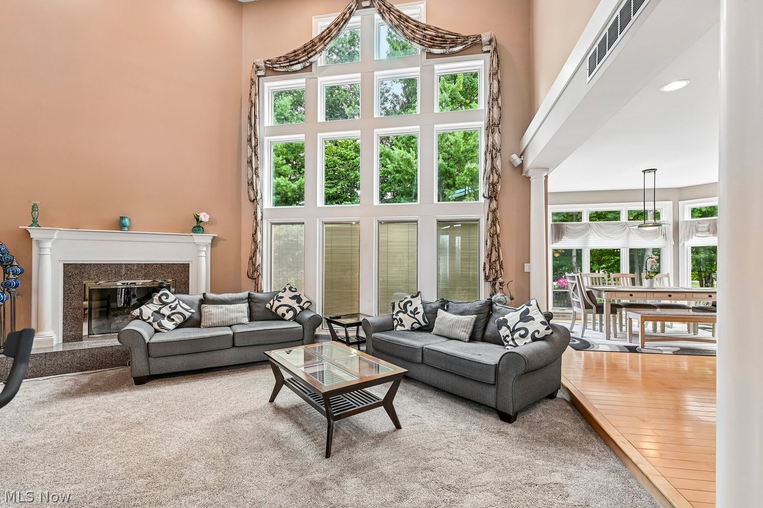 379 E Glen Eagle Drive Highland Heights OH 44143