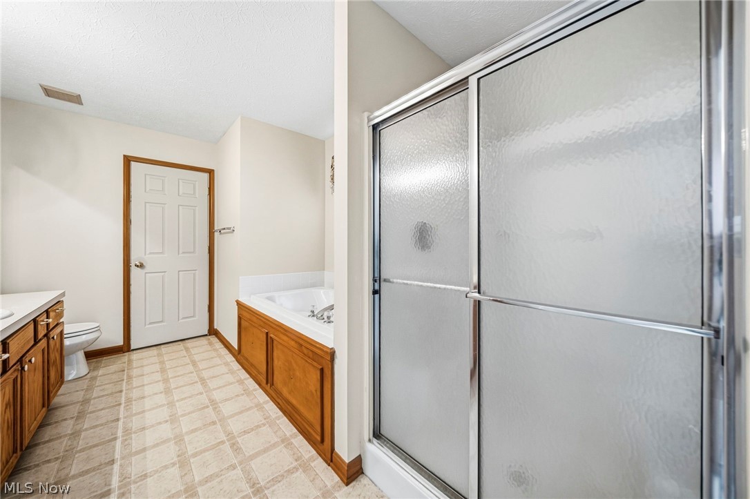 4956 Windsford Circle North Ridgeville OH 44039
