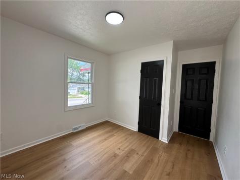 1281 S Hawkins Avenue Akron OH 44320