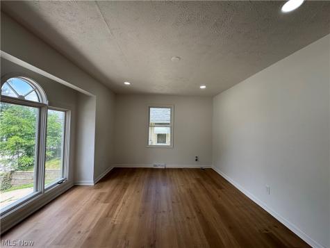 1281 S Hawkins Avenue Akron OH 44320