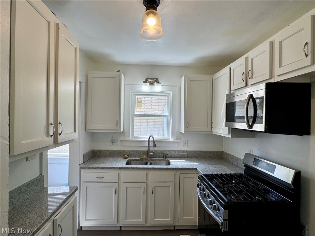 1670 Williams Street Cuyahoga Falls OH 44221