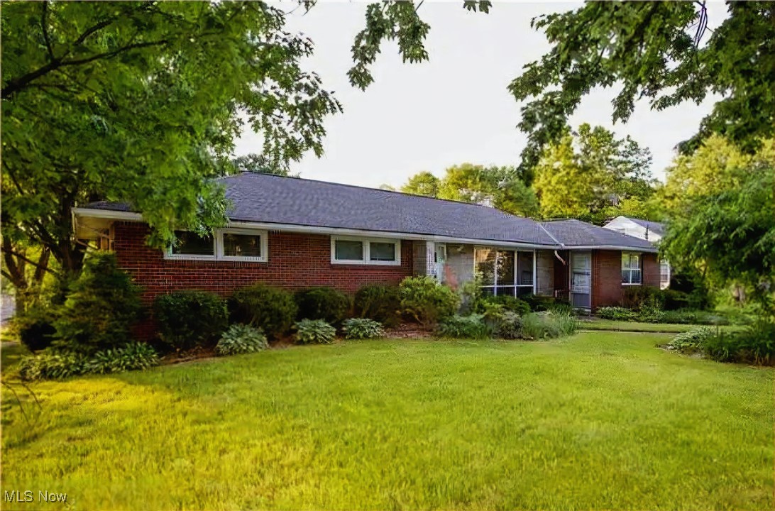 38850 Detroit Road Avon OH 44011