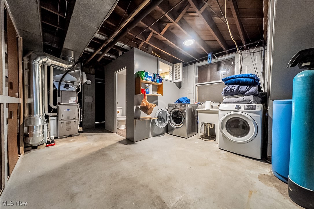 38850 Detroit Road Avon OH 44011