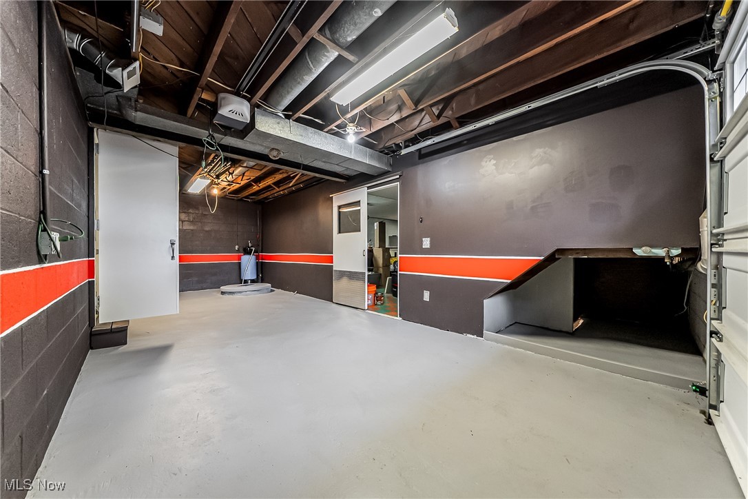 38850 Detroit Road Avon OH 44011