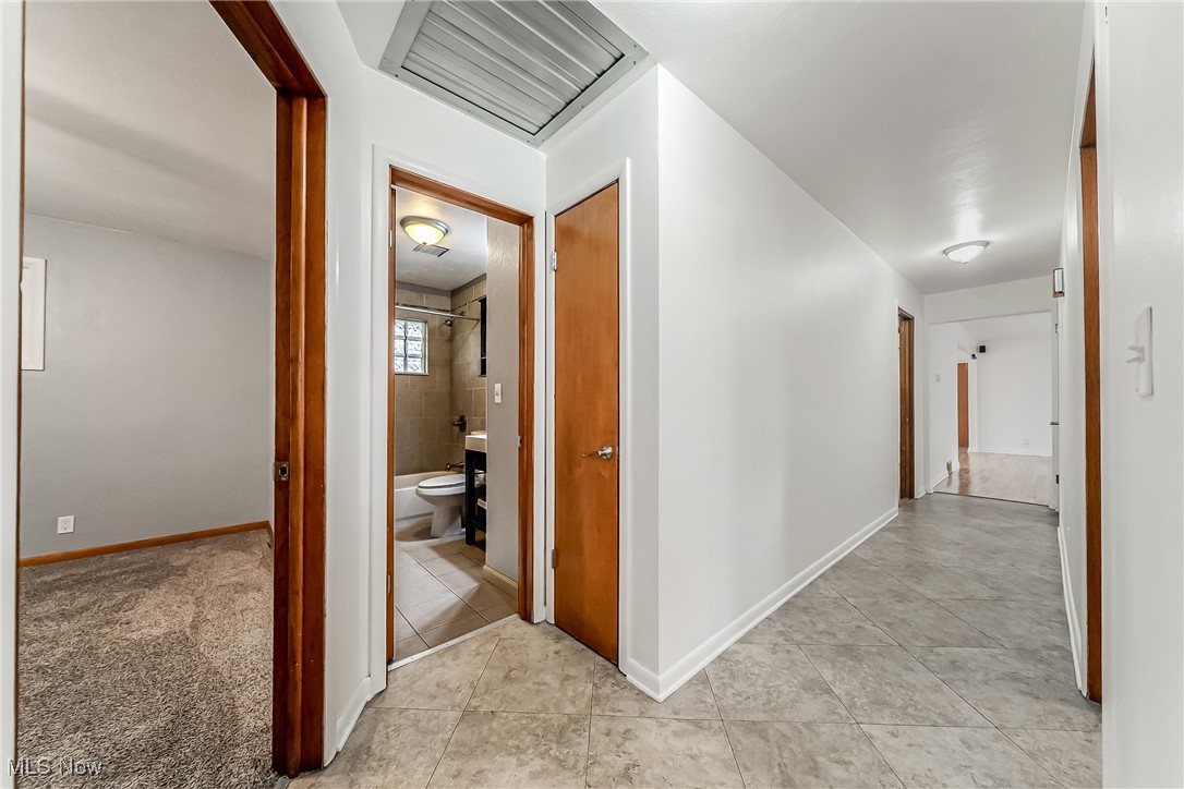 38850 Detroit Road Avon OH 44011