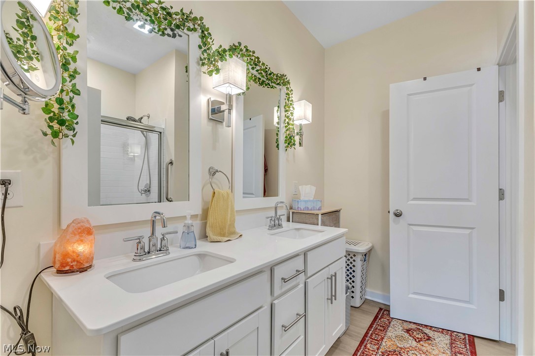 5940 Cape Hatteras Vermilion OH 44089