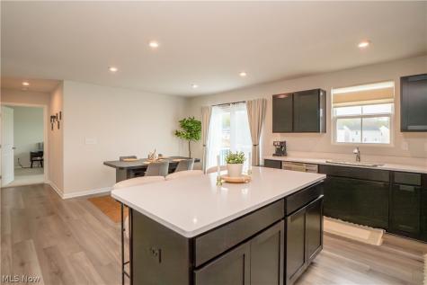 3892 Higgins Drive Norton OH 44203