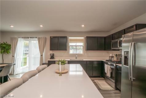 3892 Higgins Drive Norton OH 44203