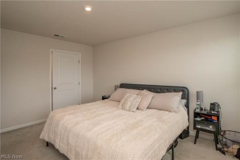 3892 Higgins Drive Norton OH 44203