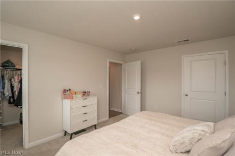 3892 Higgins Drive Norton OH 44203