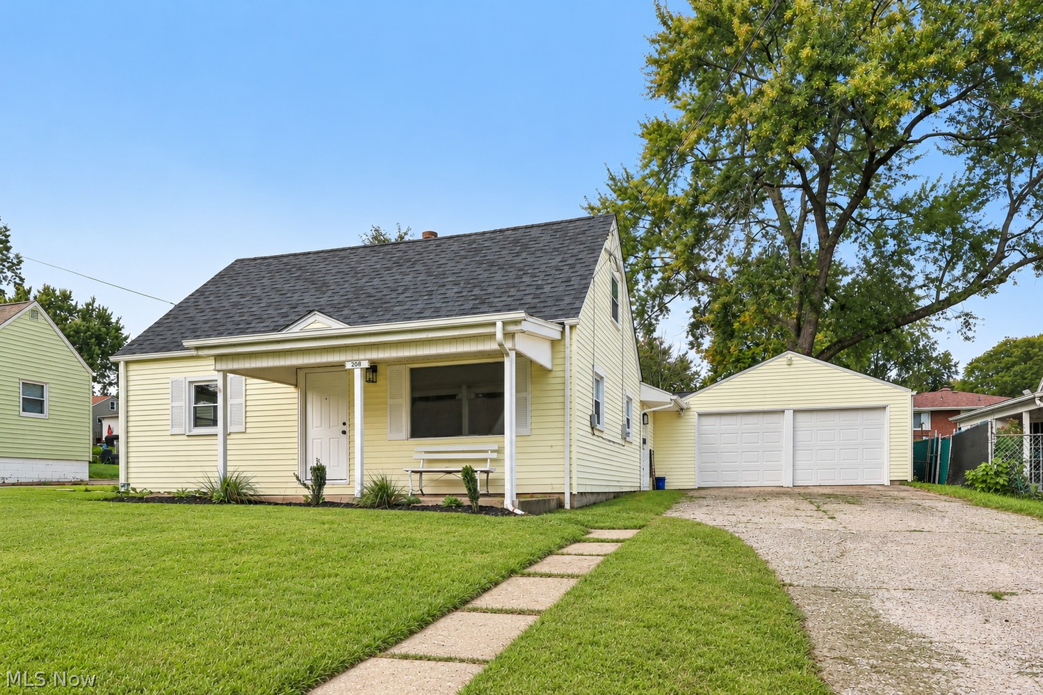208 S Roanoke Avenue Youngstown OH 44515