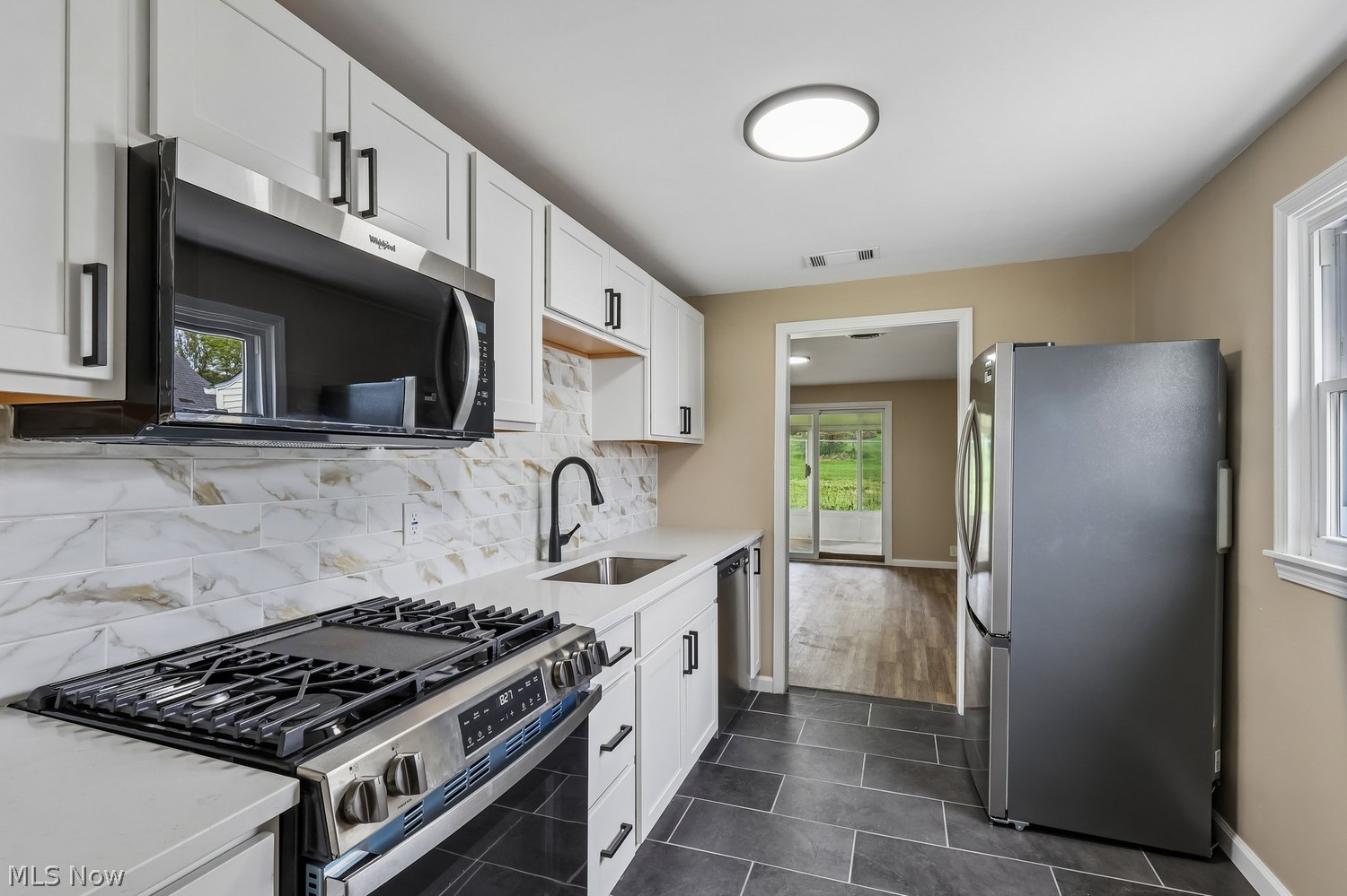 208 S Roanoke Avenue Youngstown OH 44515