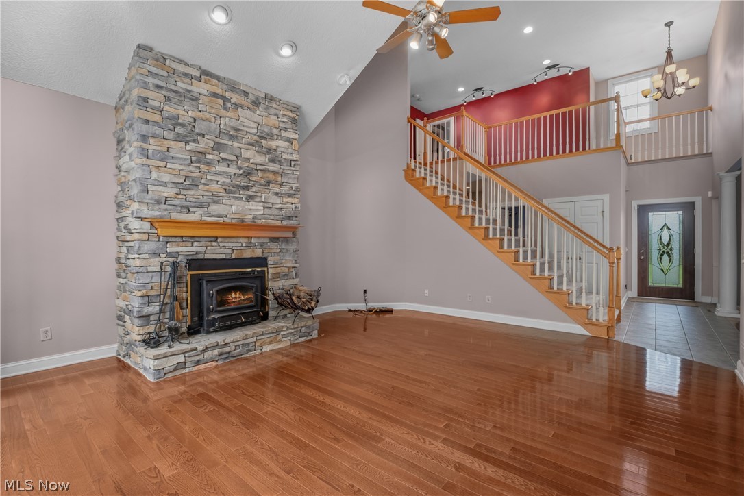 8955 Easton Street NE Louisville OH 44641