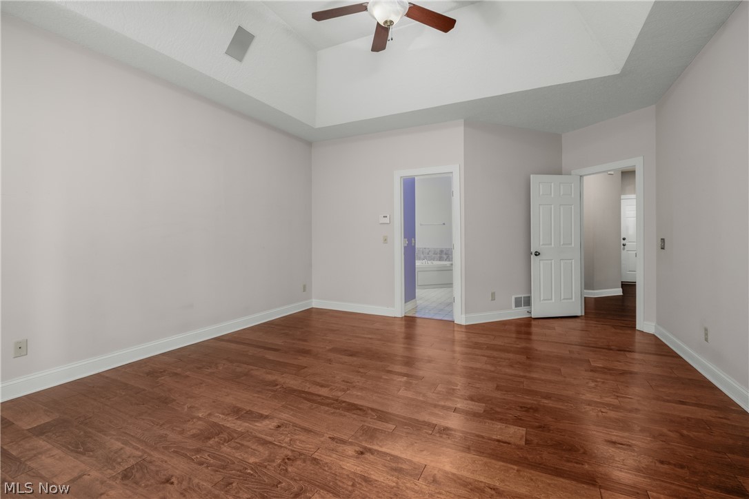 8955 Easton Street NE Louisville OH 44641
