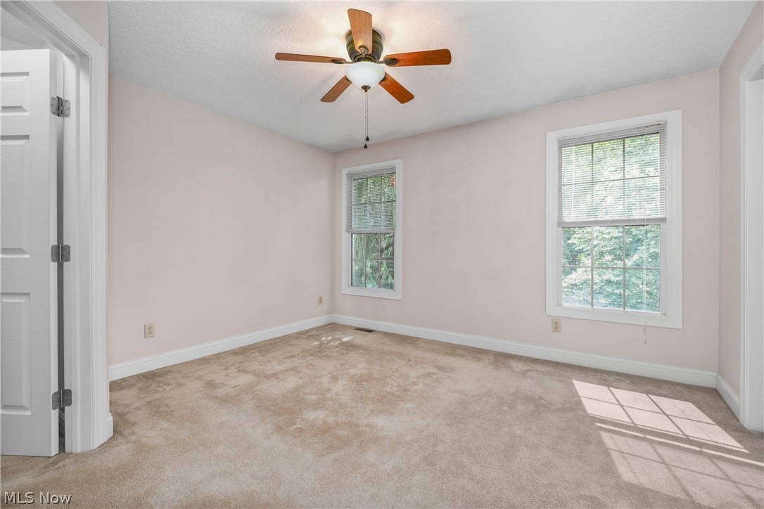 8955 Easton Street NE Louisville OH 44641