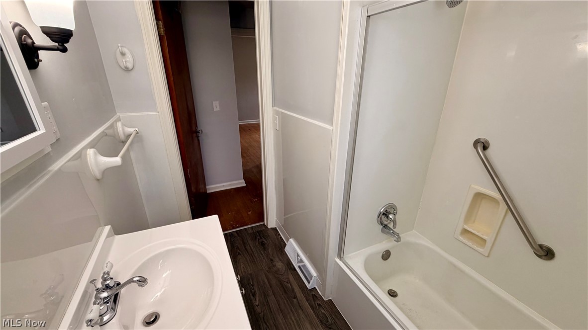 243 Grandview Avenue NW Canton OH 44708