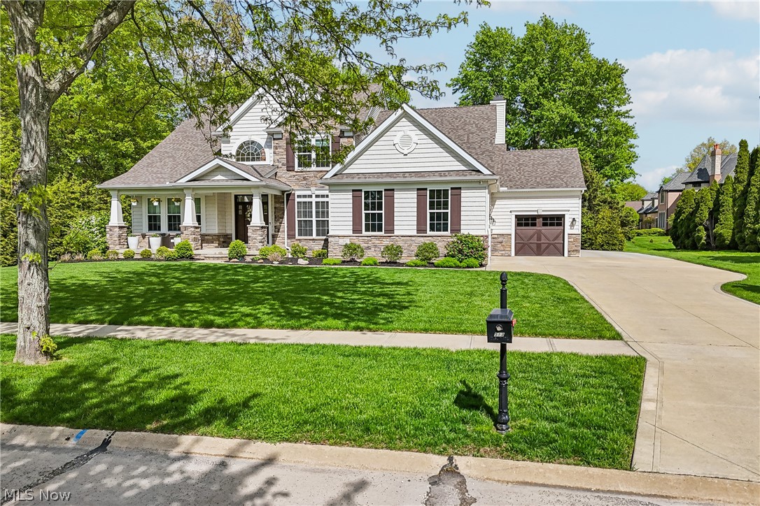 513 Legends Row Avon Lake OH 44012